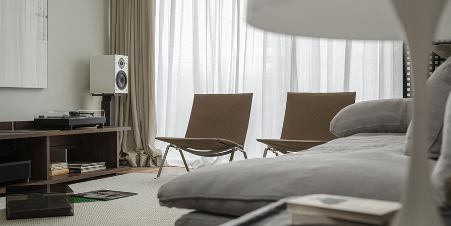 桂语映月125㎡中古风格三居室装修案例